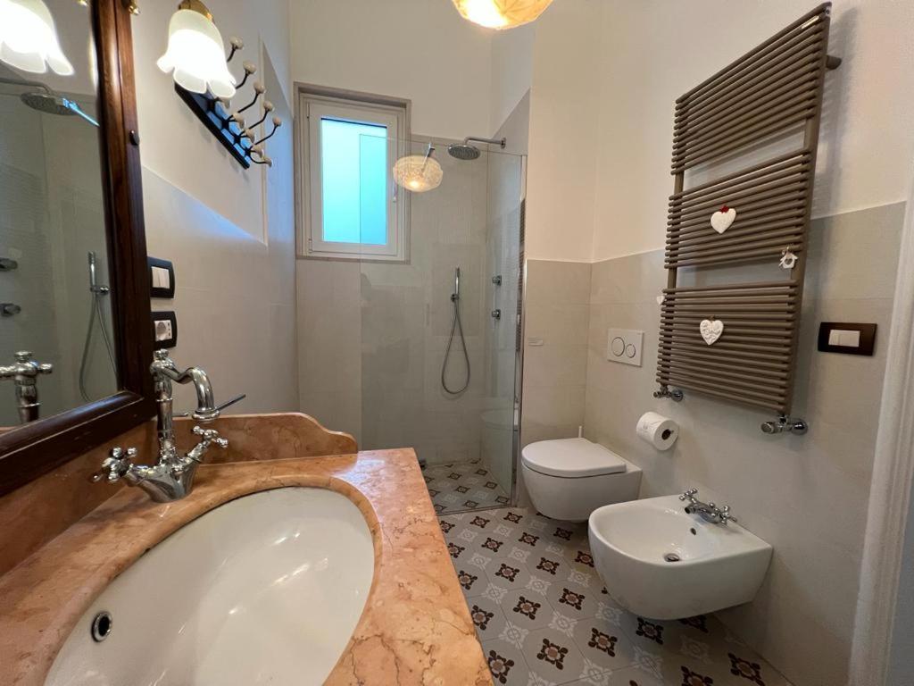 Lux Domus Apartment Bari Eksteriør bilde